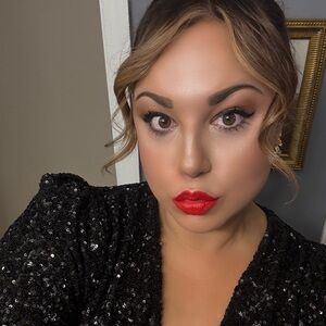 Meet Your Seller Tricia!  Welcome to my shop!